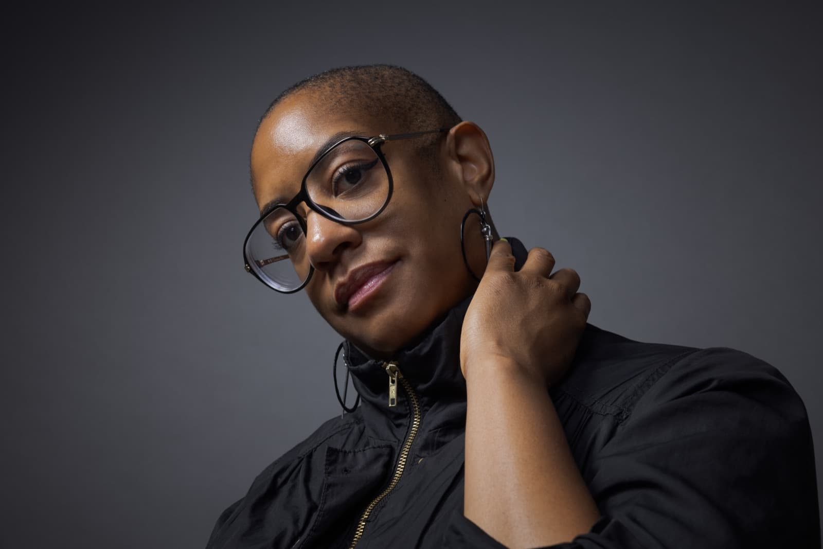 Sharlese press photo by Carlos Crus Sol